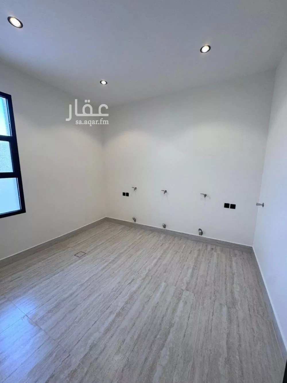 5 bedroom villa in Al Mahdiyyah 17