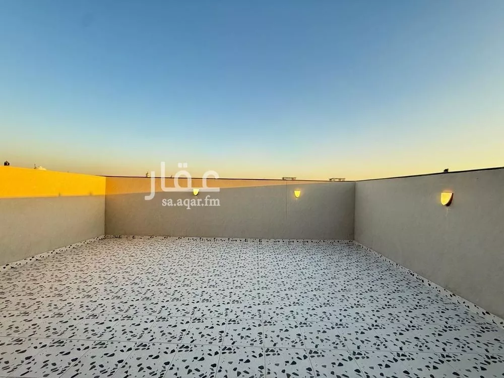 5 bedroom villa in Al Mahdiyyah 20