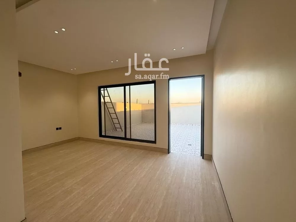 5 bedroom villa in Al Mahdiyyah 21