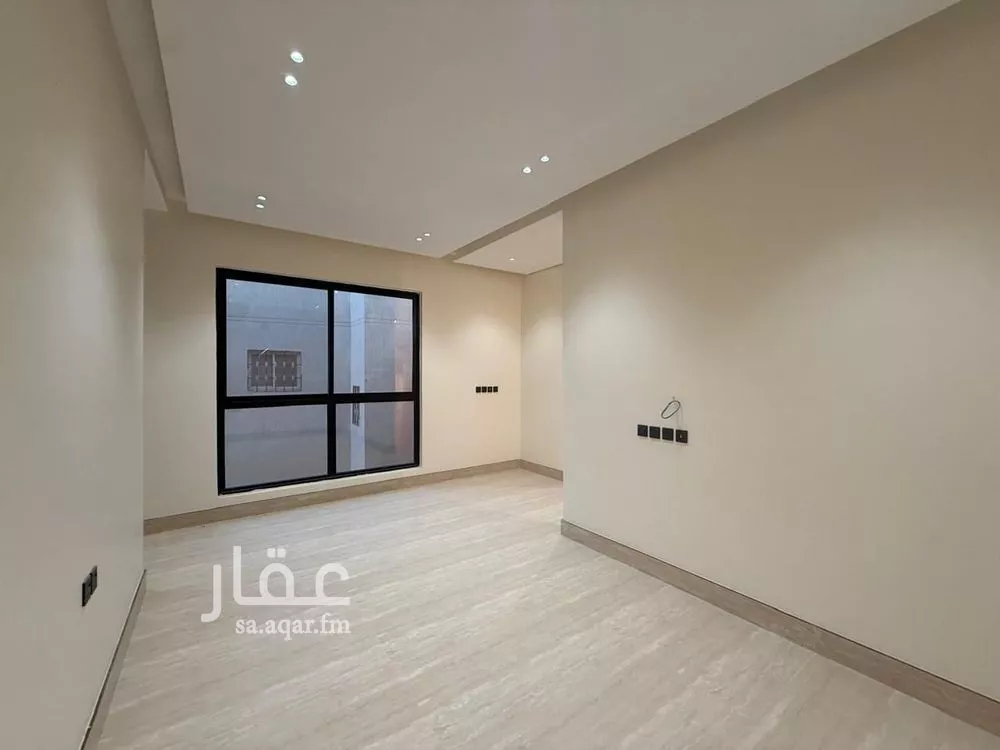 5 bedroom villa in Al Mahdiyyah 9