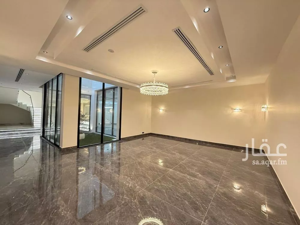 6 bedroom villa in Al Mahdiyyah 25