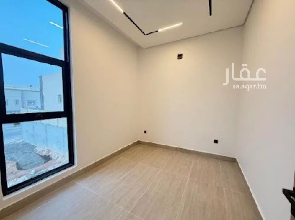 5 bedroom villa in Al Mahdiyyah 3