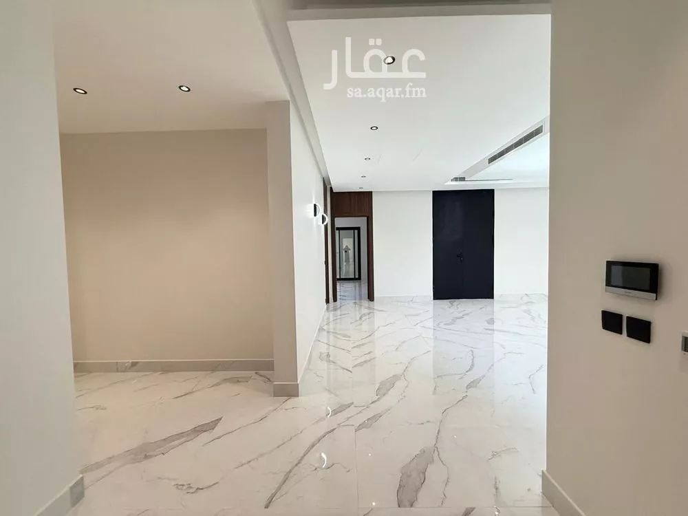 6 bedroom villa in Al Mahdiyyah 17