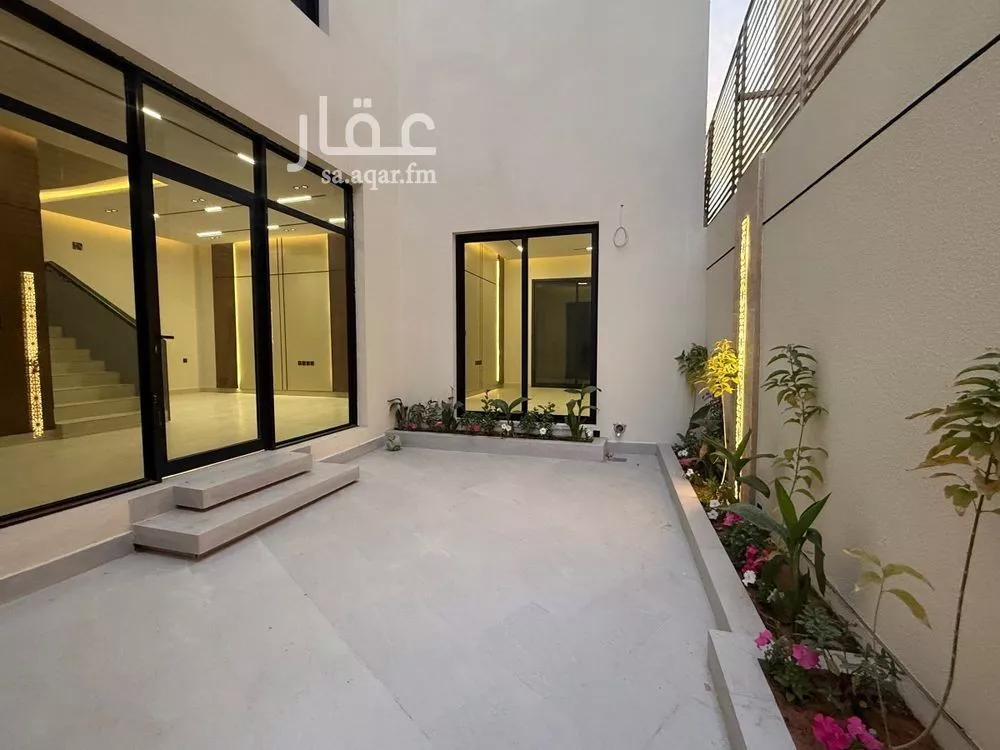 5 bedroom villa in Al Mahdiyyah 5