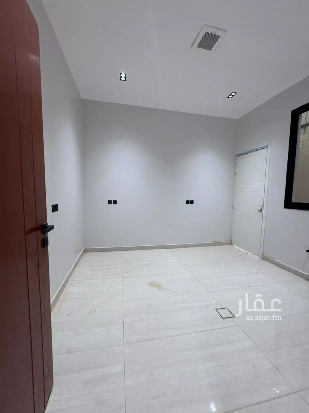 فيلا 7 غرف في طويق 6