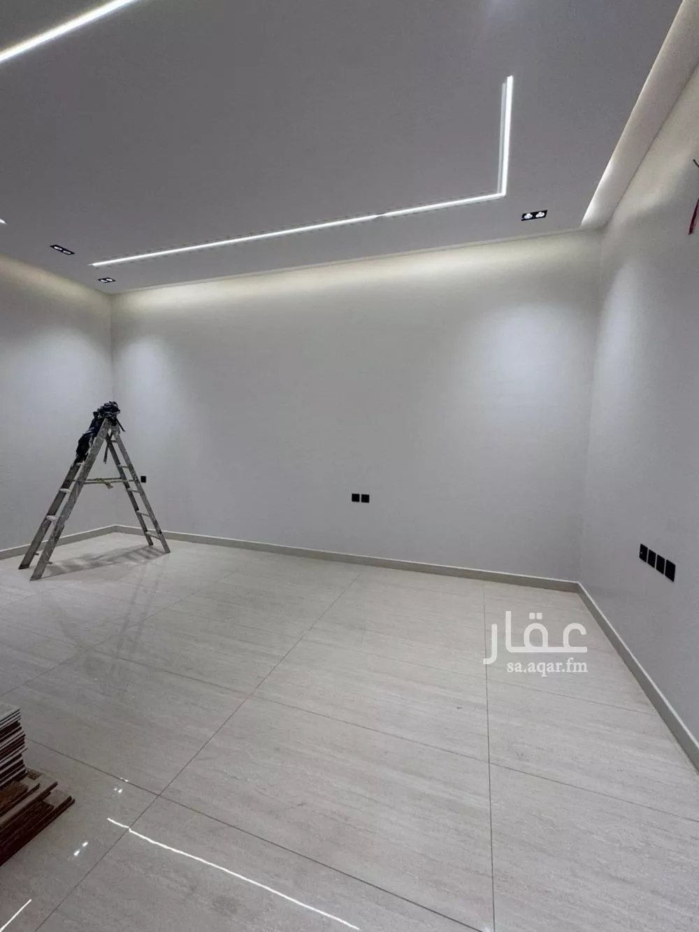 فيلا 7 غرف في طويق 10
