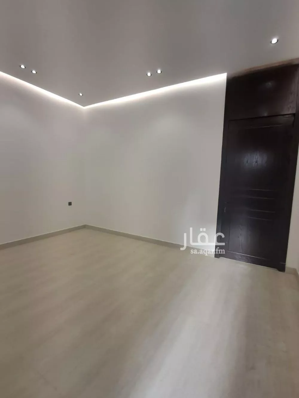 6 bedroom villa in Al Uraija Al Gharbiyah 11