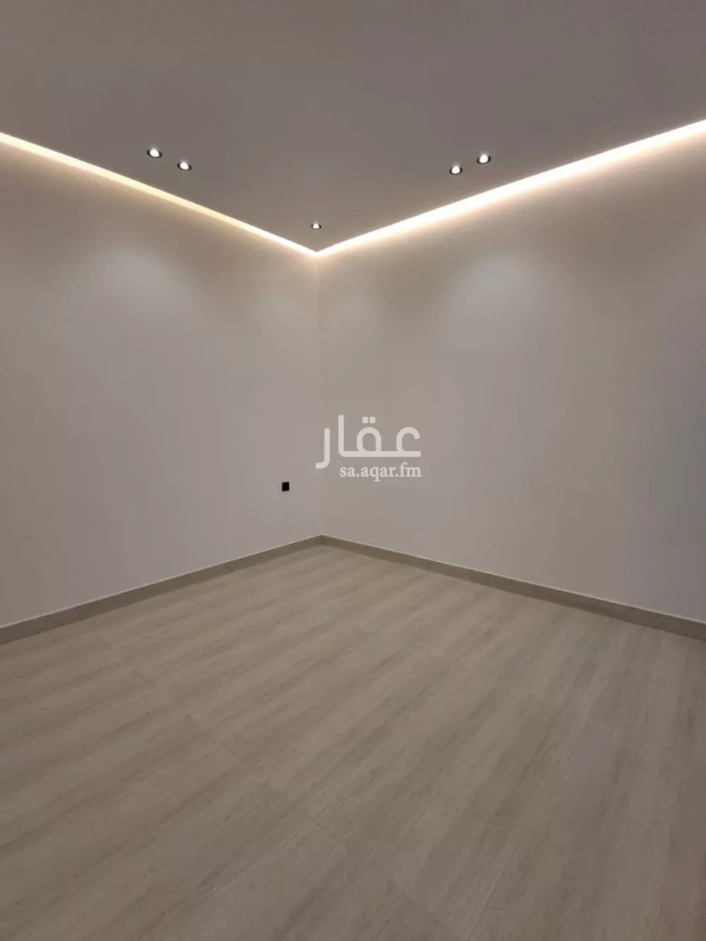 6 bedroom villa in Al Uraija Al Gharbiyah 12