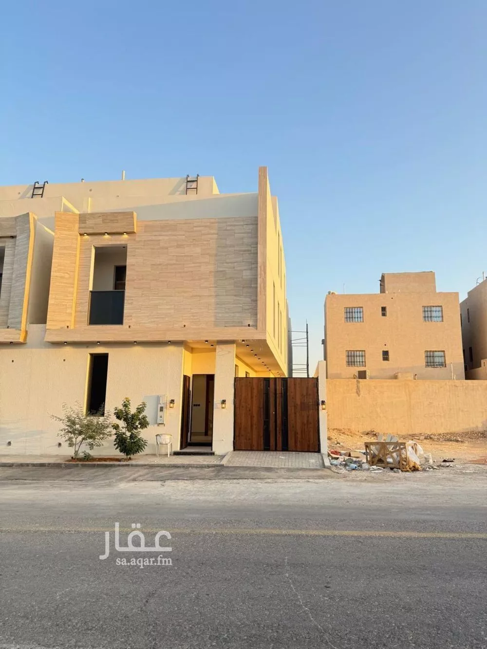 5 bedroom villa in Al Mahdiyyah 2