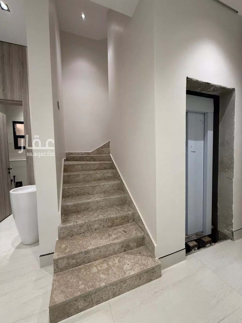 4 bedroom villa in Al Rimal 10