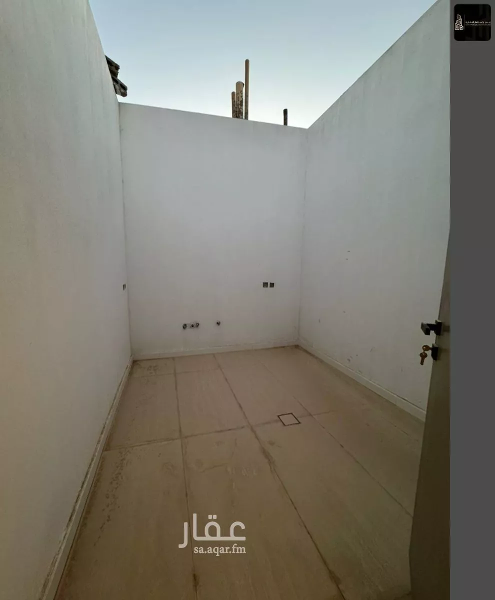 4 bedroom apartment in Ash Sharq 3