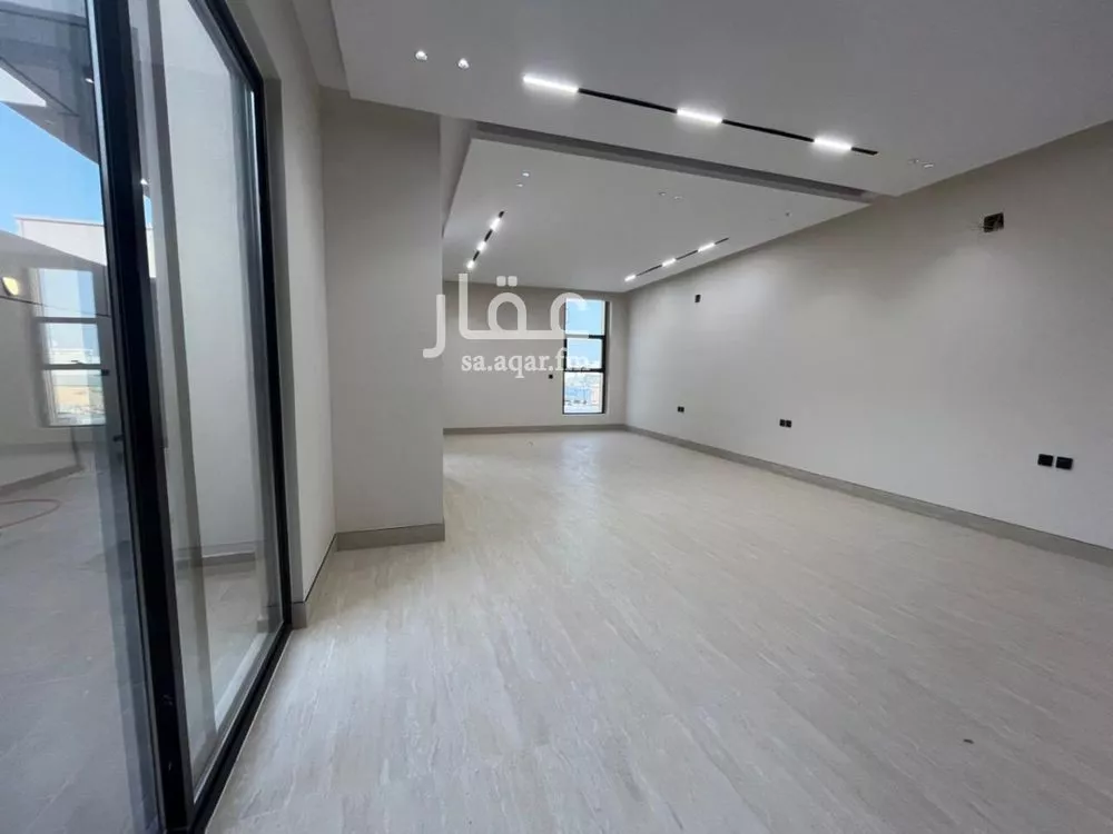 6 bedroom villa in Al Mahdiyyah 13