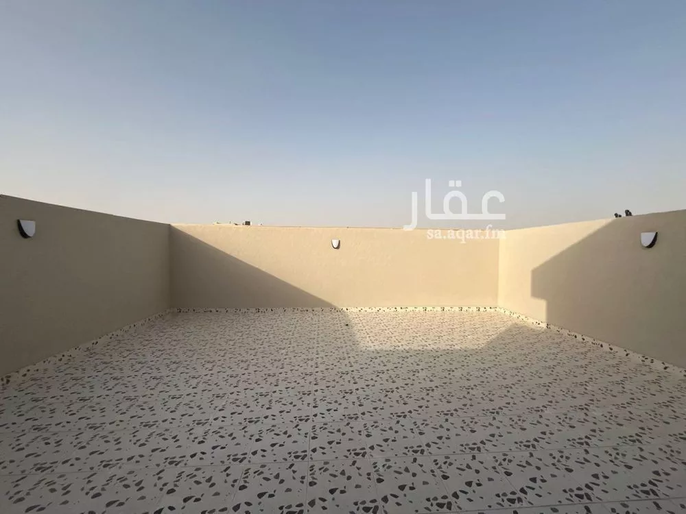 6 bedroom villa in Al Mahdiyyah 24