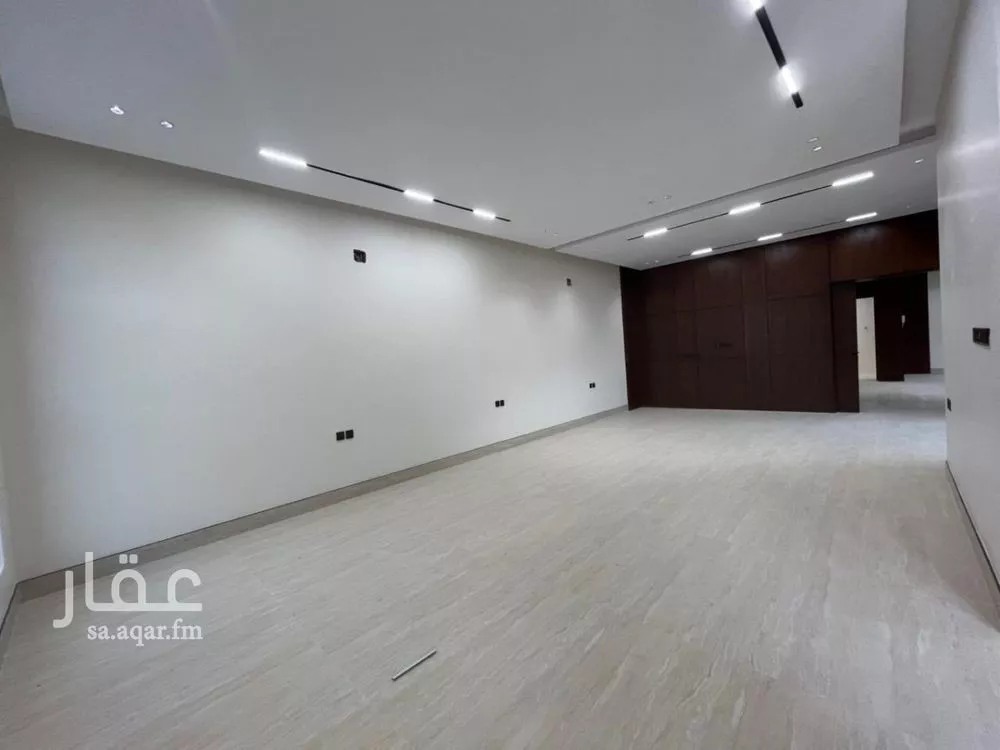 6 bedroom villa in Al Mahdiyyah 28
