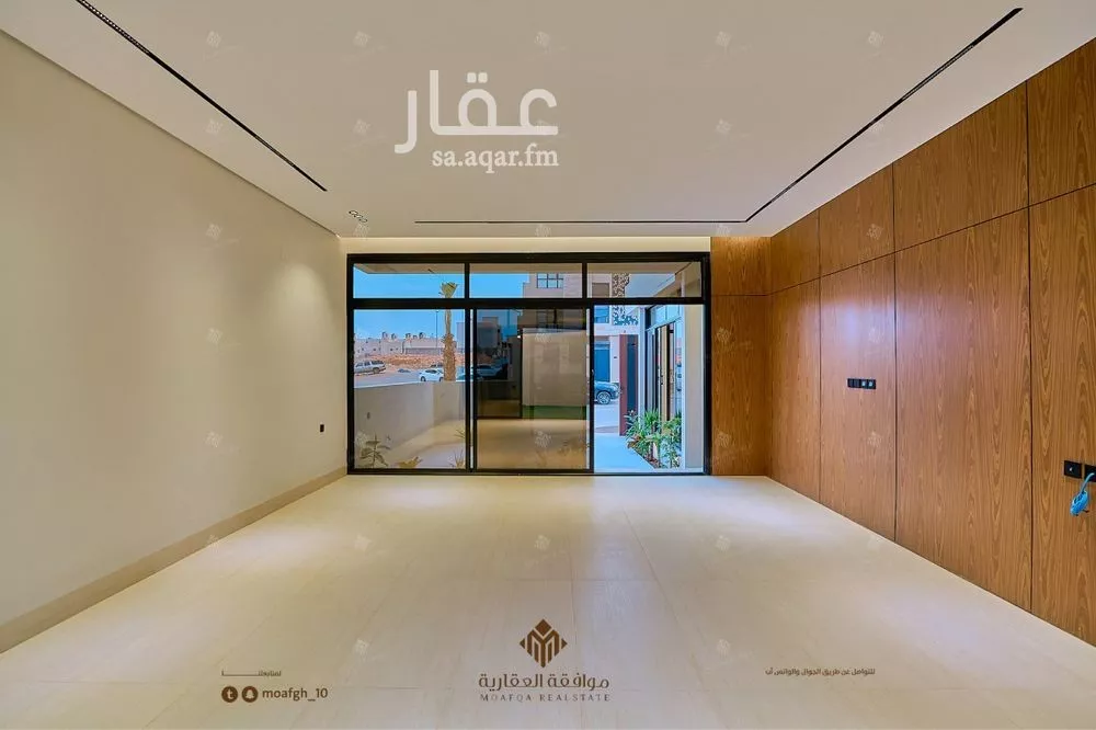 6 bedroom villa in Al Mahdiyyah 3