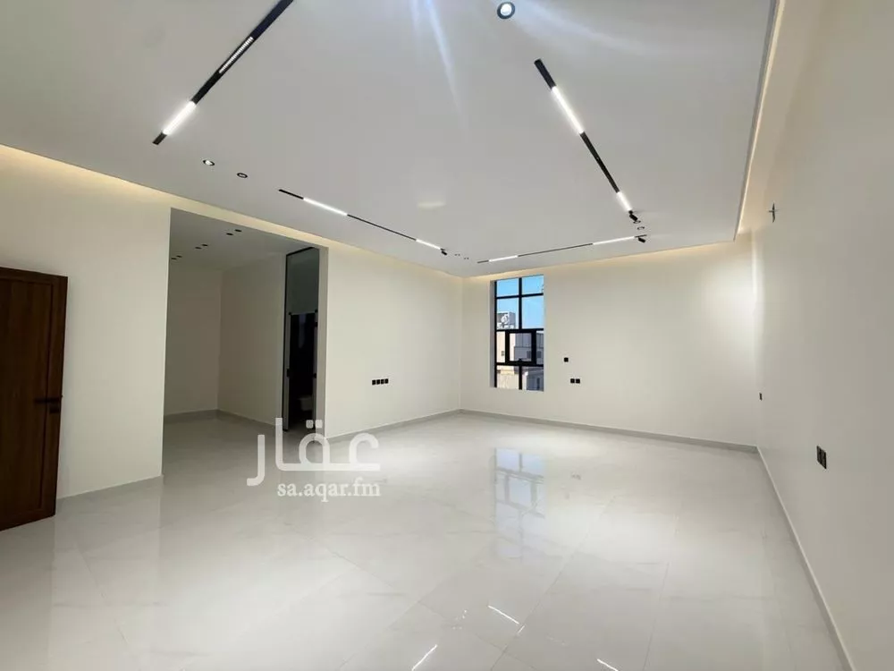 6 bedroom villa in Al Mahdiyyah 16