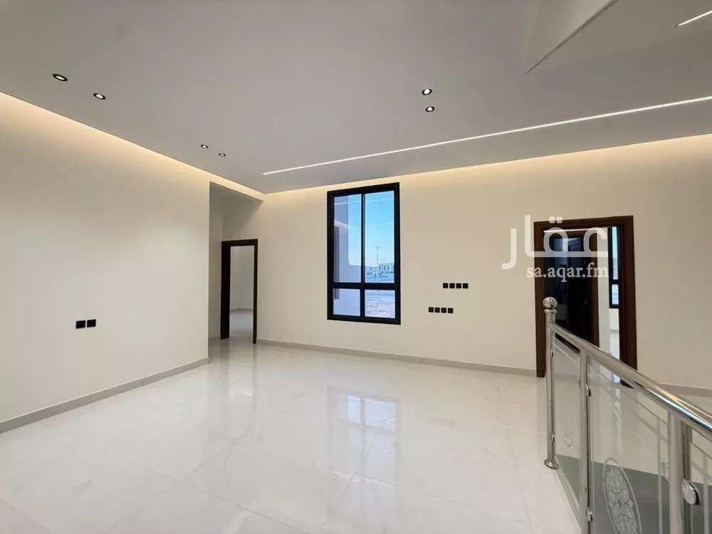 6 bedroom villa in Al Mahdiyyah 25