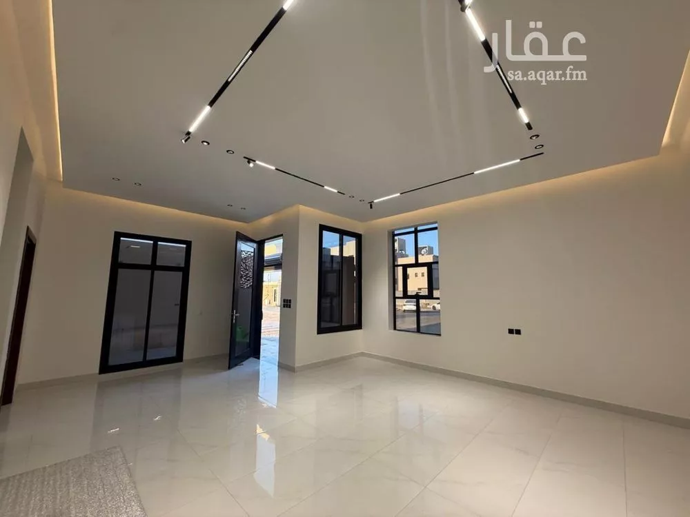 6 bedroom villa in Al Mahdiyyah 5