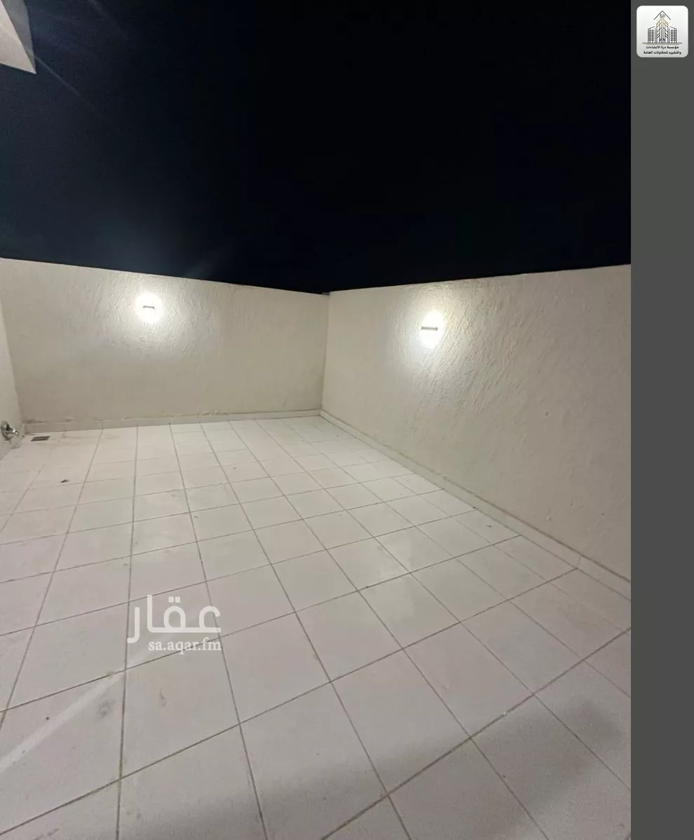 8 bedroom villa in Al Janadriyah 2