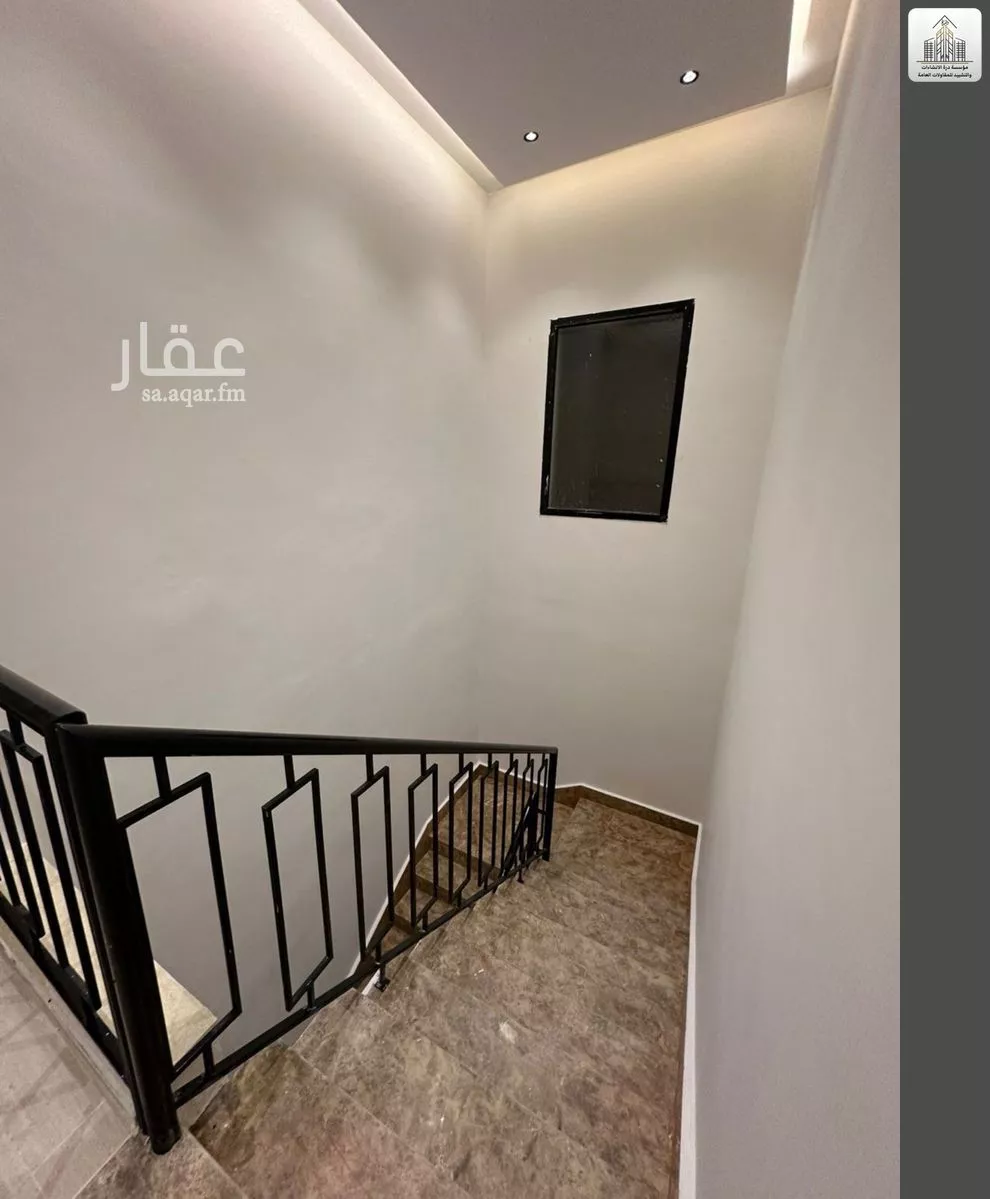 8 bedroom villa in Al Janadriyah 14