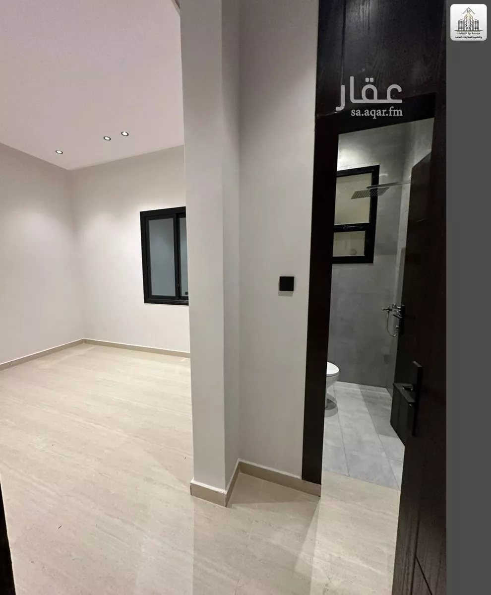 8 bedroom villa in Al Janadriyah 4