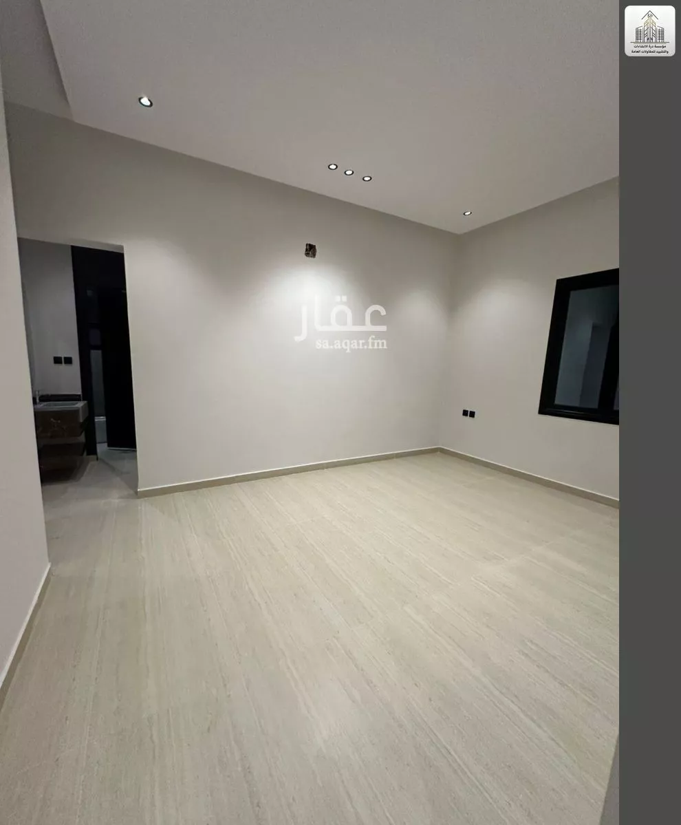 8 bedroom villa in Al Janadriyah 8