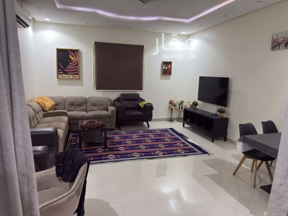 6 bedroom villa in Al Rimal 11
