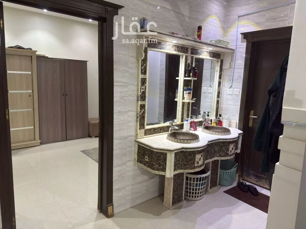 6 bedroom villa in Al Rimal 13
