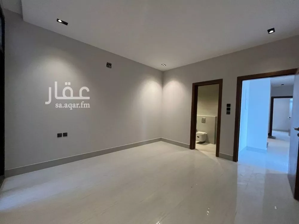 4 bedroom villa in Al Mahdiyyah 18