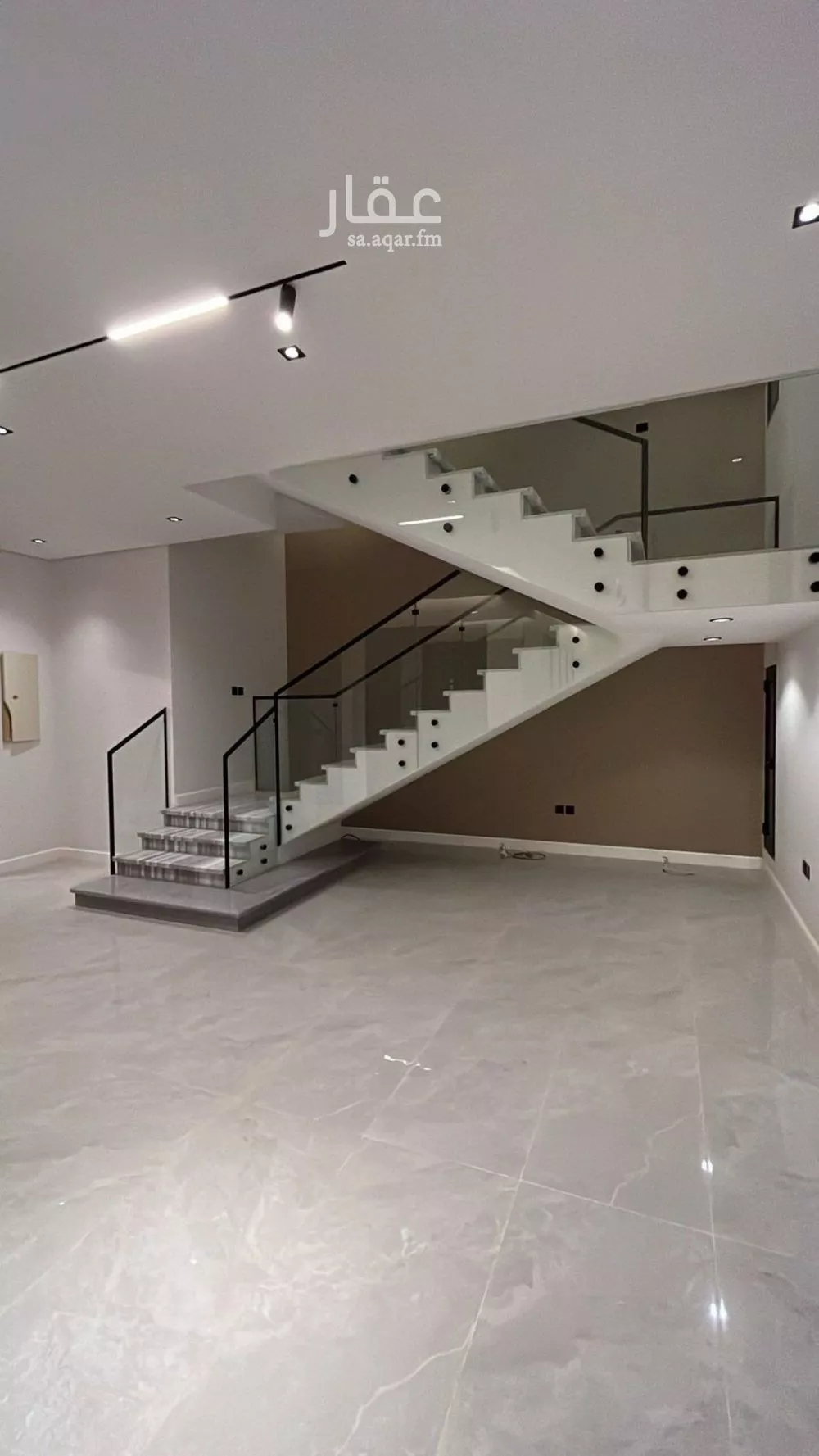 6 bedroom villa in Al Mahdiyyah 9