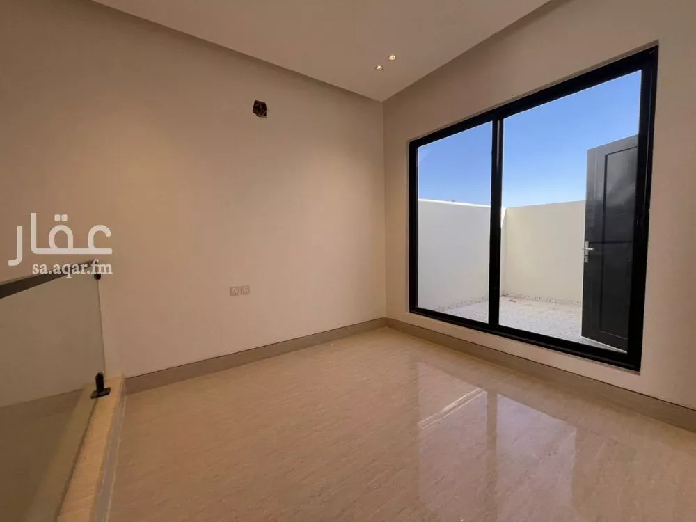 5 bedroom villa in Al Mahdiyyah 15