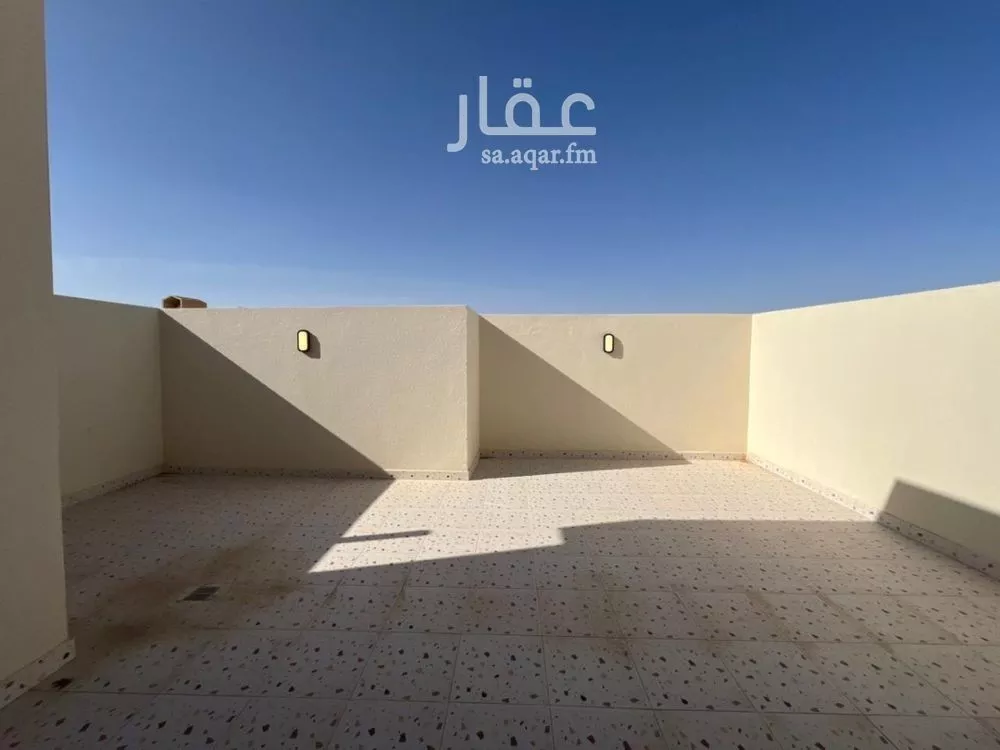 5 bedroom villa in Al Mahdiyyah 23