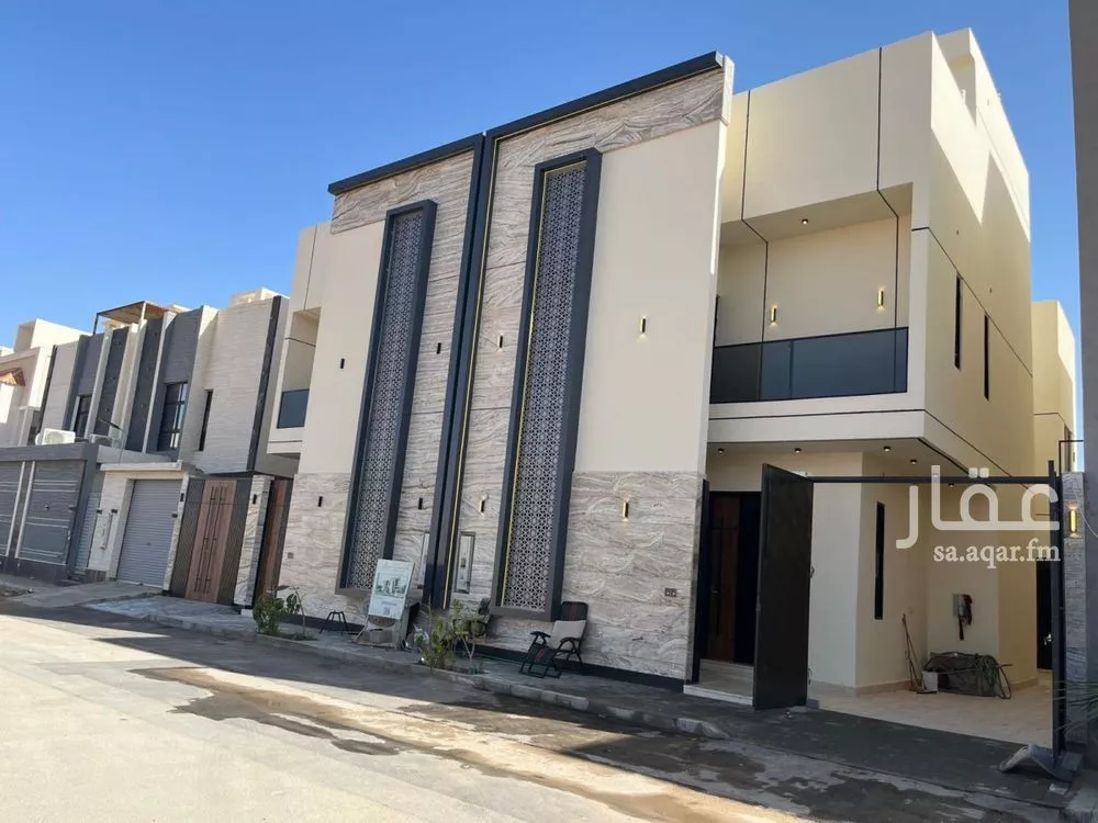 5 bedroom villa in Al Mahdiyyah 4