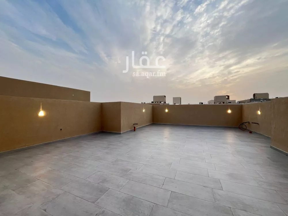 6 bedroom villa in Al Mahdiyyah 25