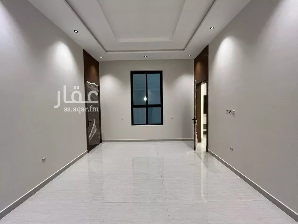 6 bedroom villa in Al Mahdiyyah 9