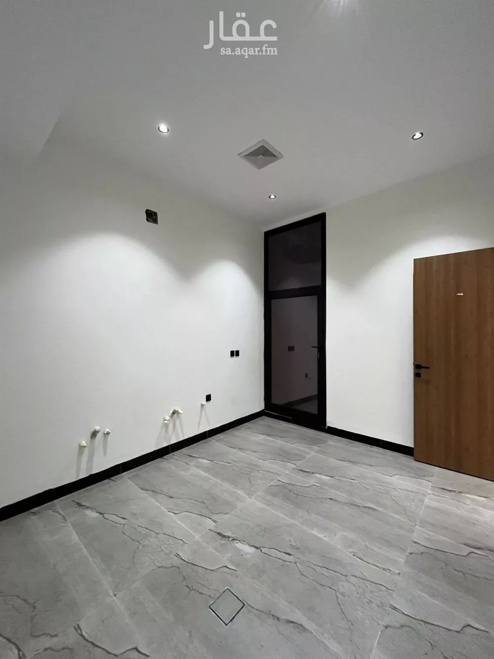 فيلا 4 غرف في المهدية 13