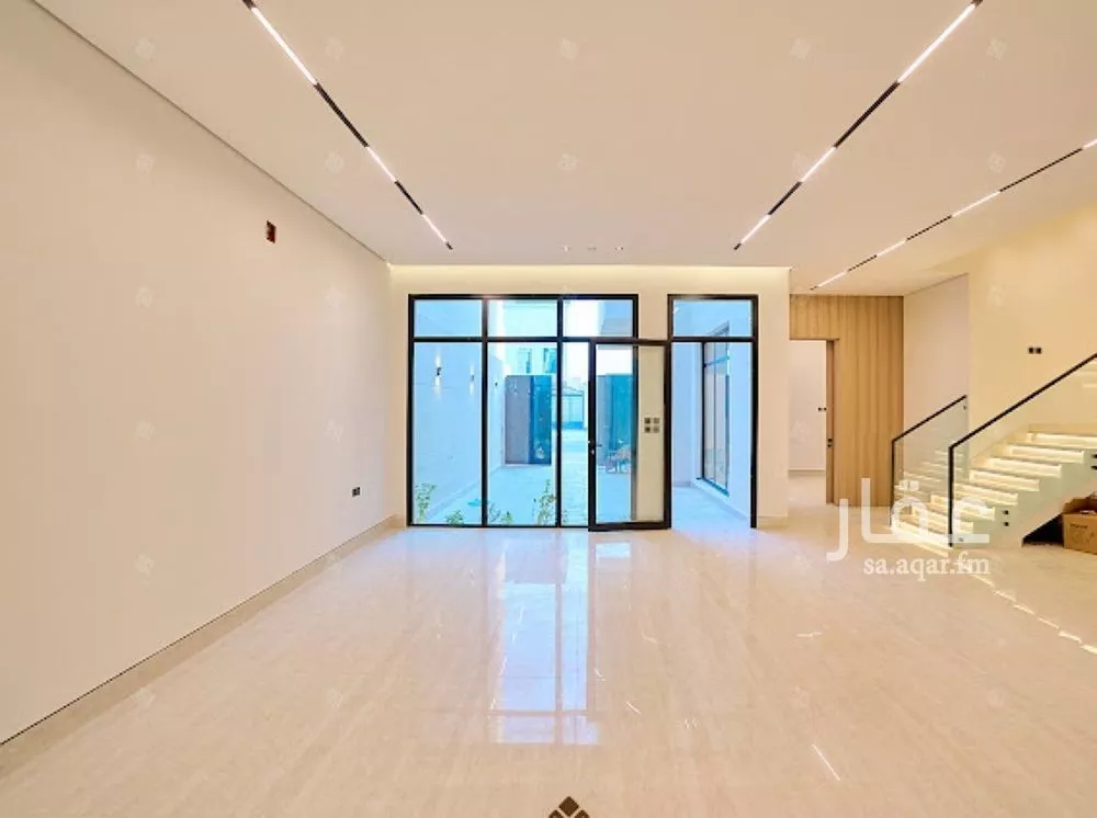 6 bedroom villa in Al Mahdiyyah 13