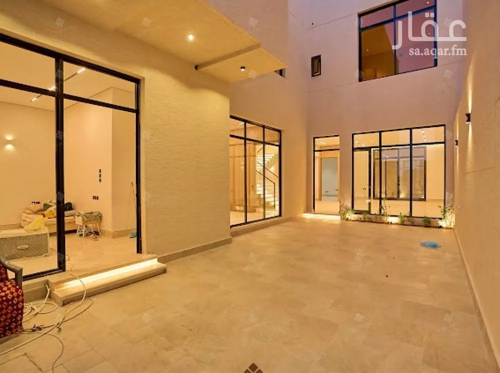 6 bedroom villa in Al Mahdiyyah 3