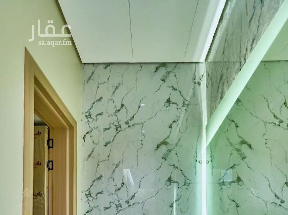 6 bedroom villa in Al Mahdiyyah 17