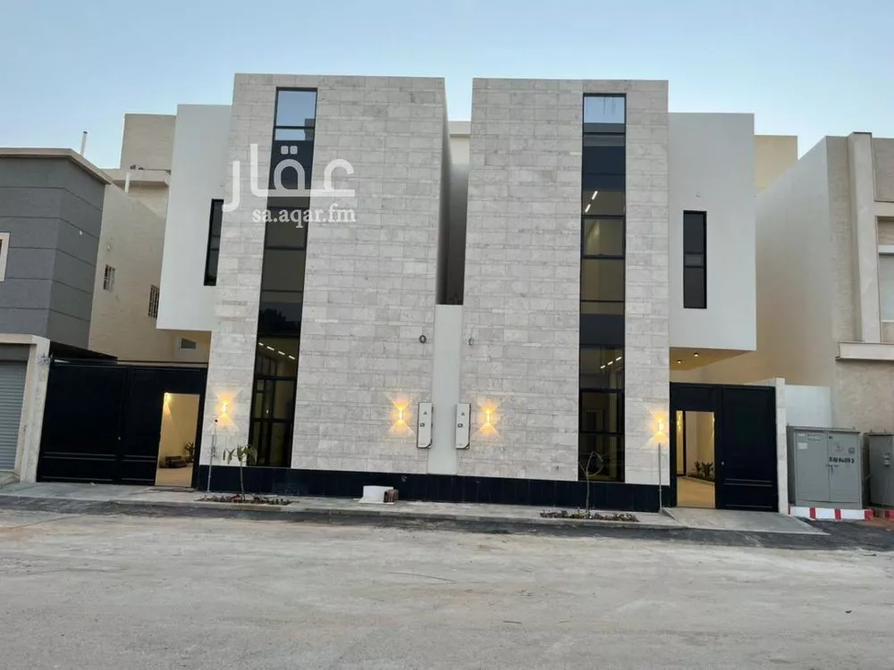 5 bedroom villa in Al Mahdiyyah 2
