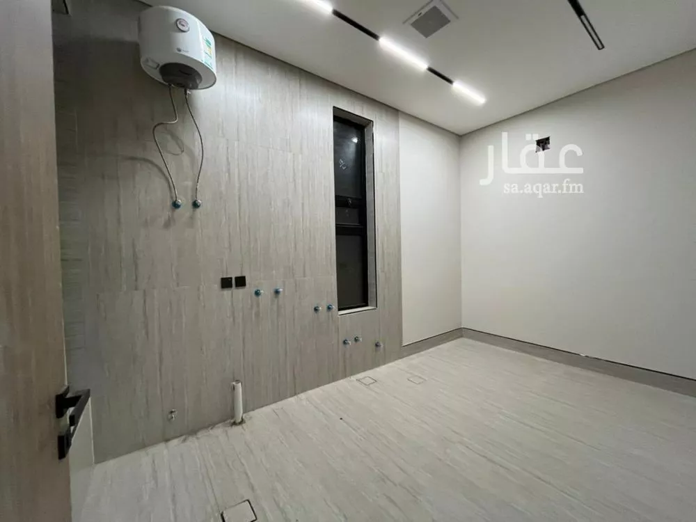 5 bedroom villa in Al Mahdiyyah 19