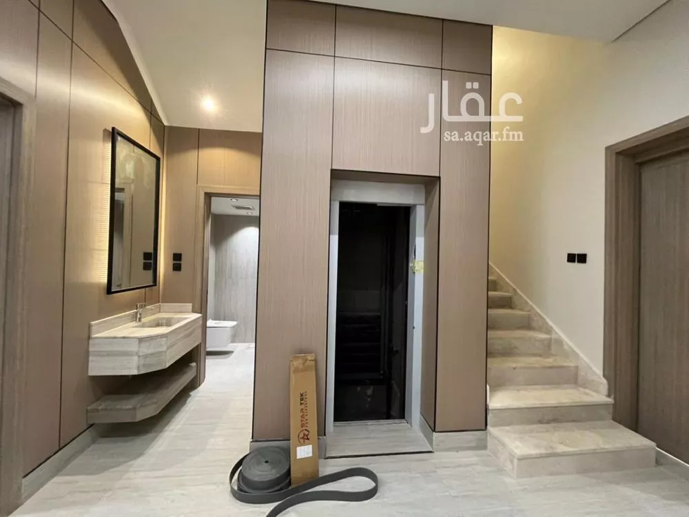 5 bedroom villa in Al Mahdiyyah 7