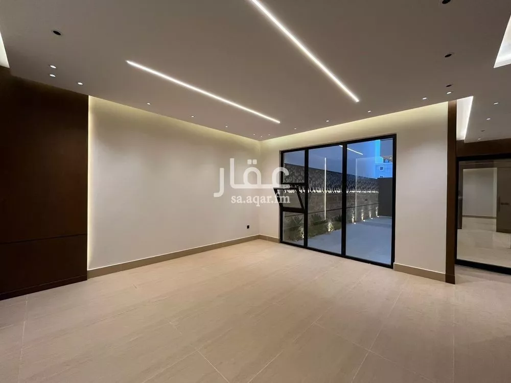 5 bedroom villa in Al Mahdiyyah 8