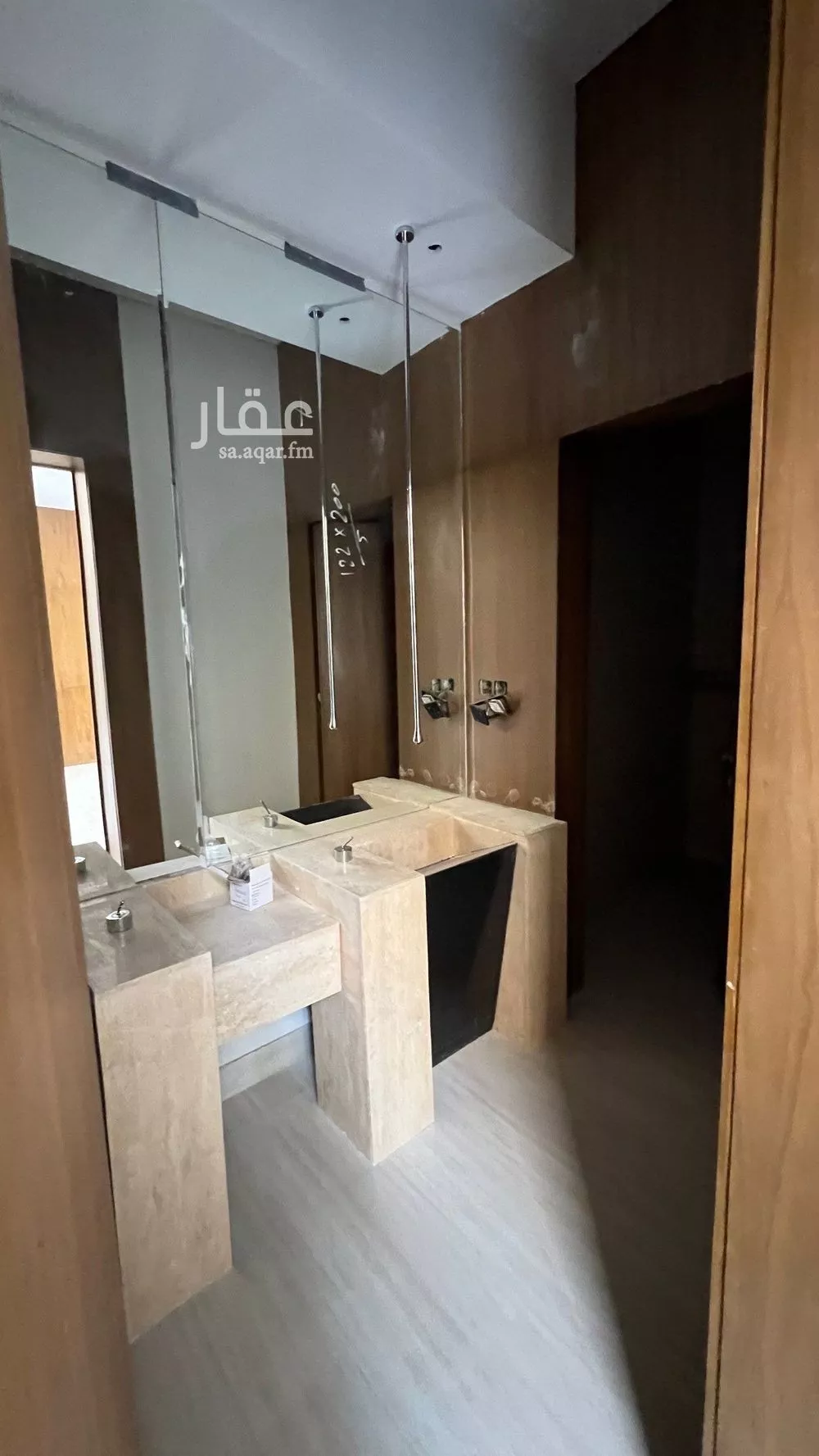 فيلا 6 غرف في المهدية 9