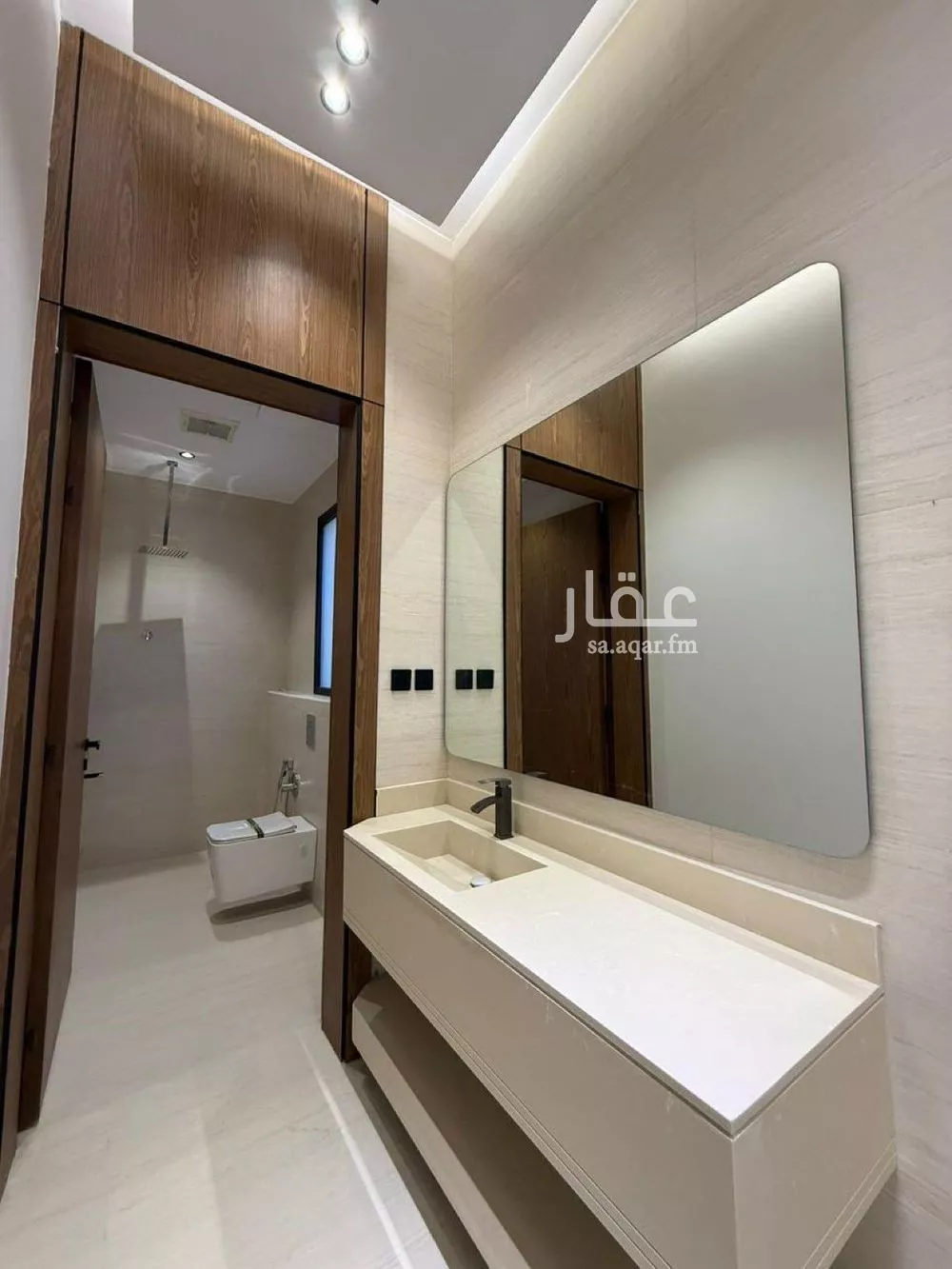 6 bedroom villa in Al Mahdiyyah 16