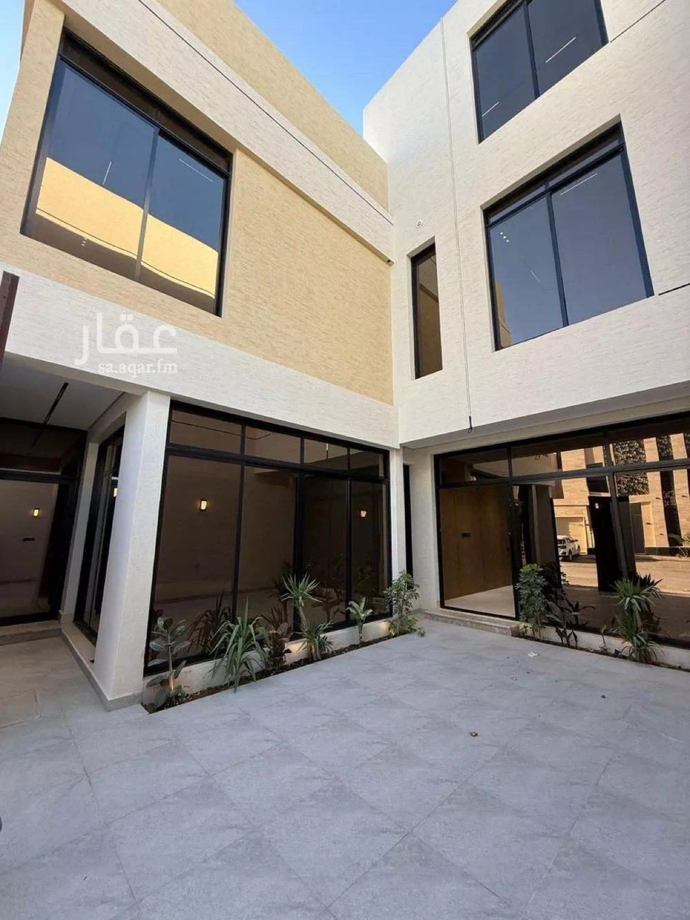 6 bedroom villa in Al Mahdiyyah 3