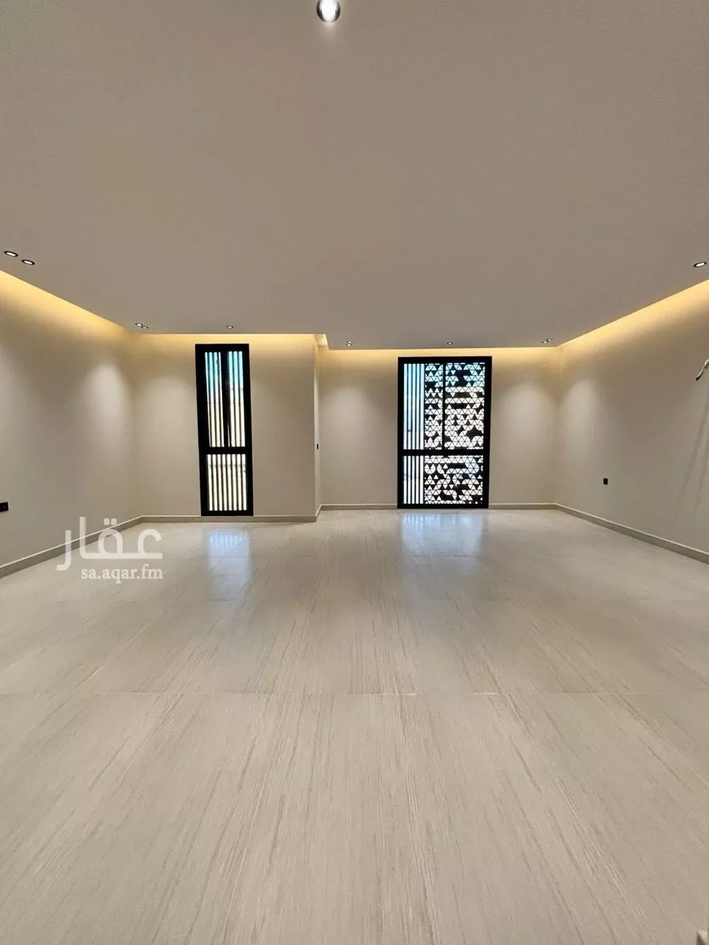 5 bedroom villa in Al Mahdiyyah 16