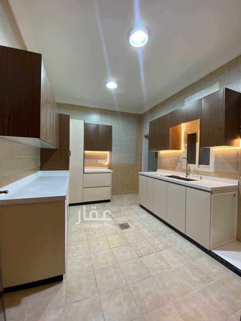 3 bedroom apartment in Ishbiliyah, Riyadh 4