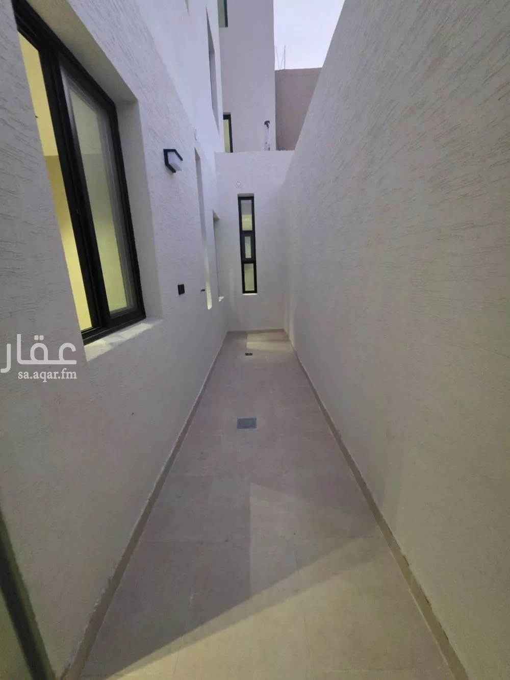 فيلا 6 غرف في العريجاء الغربية 9