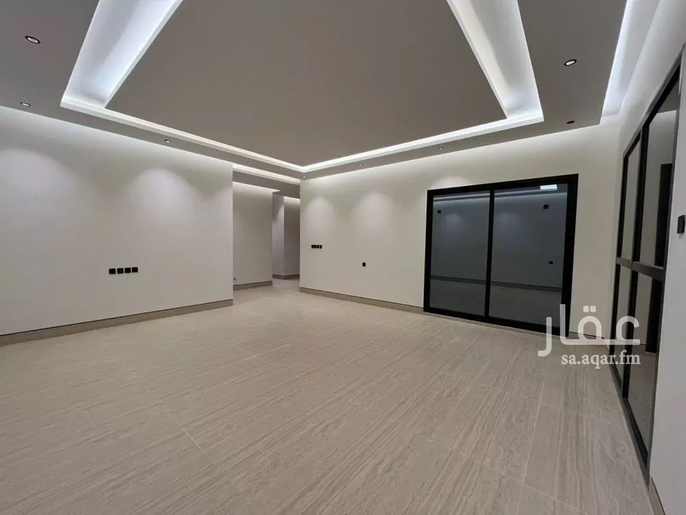 6 bedroom villa in Al Mahdiyyah 15